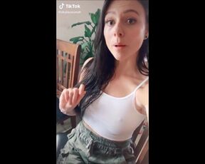 Tiktok (27) - Braless bouncing boobs amateur compilation