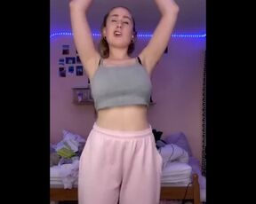 Big Tits Boobs Tiktok Girl Dancing