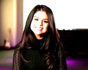 Selena Gomez - funny Video