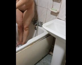 Step brother Spying on Step sister while she Takes a Shower before sex