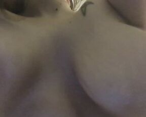 Watch my pierced MILF titties swing ❤