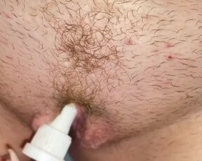 hairy bbw teases hard clit