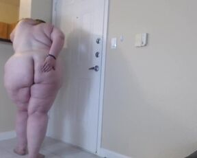 BBW Malacyn- Full view Standing 1.